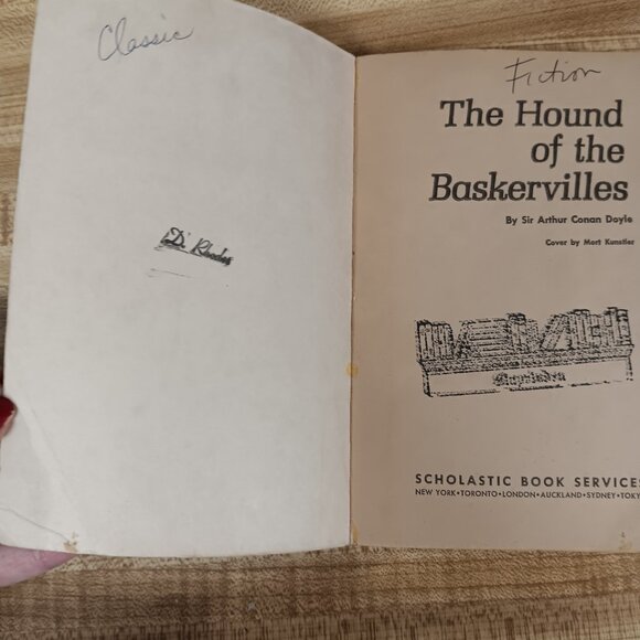 The Hound of the Baskervilles Novel by Sir Arthur Conan Doyle Scholastic 1975 VG - Picture 5 of 9